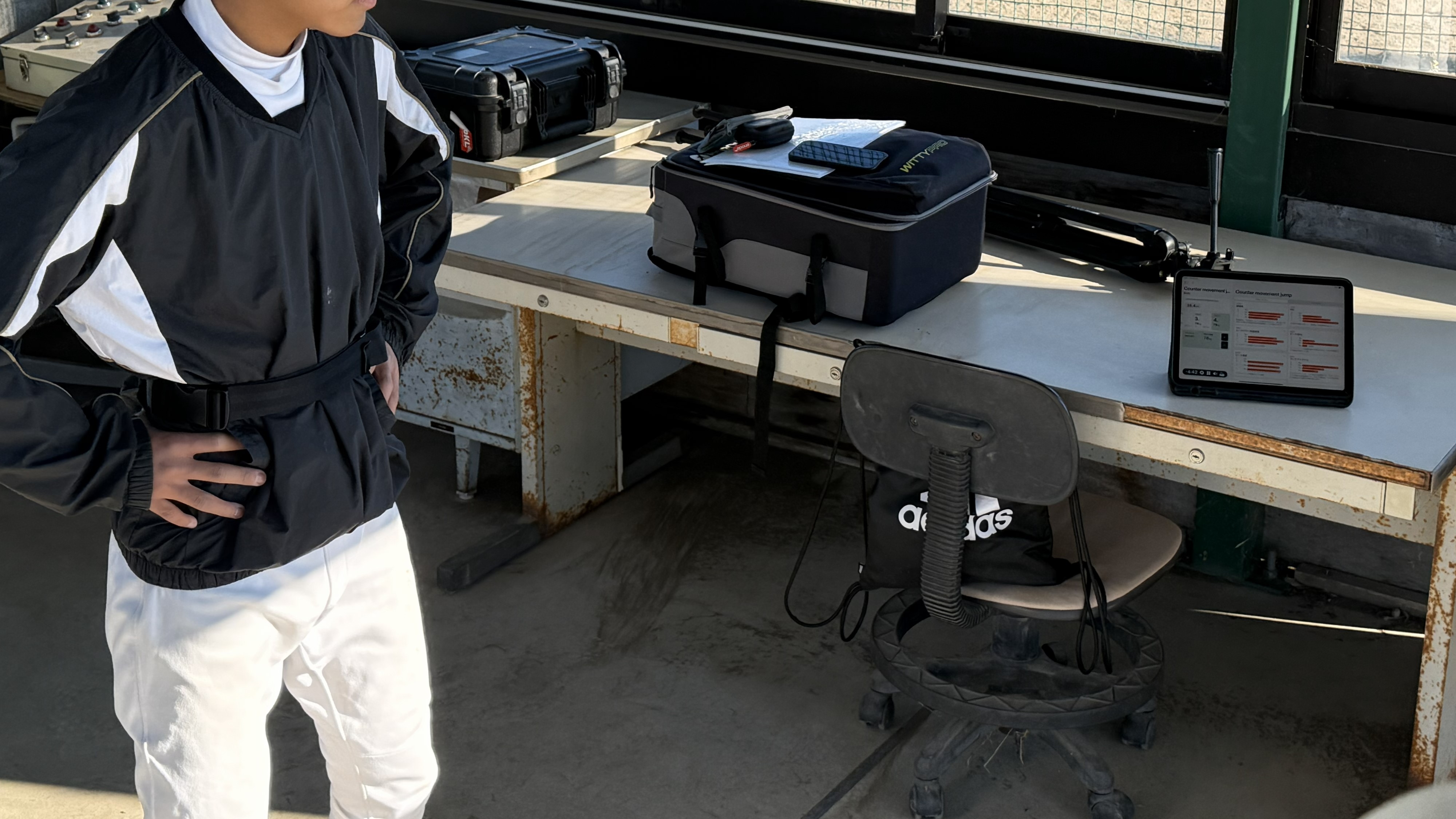 ジャンプ測定の様子の写真