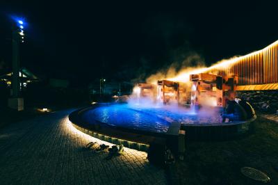 群馬県観光物産国際協会理事長賞「足湯団らん」の写真