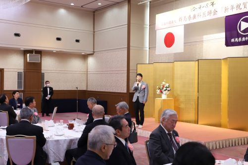 挨拶をする山本知事