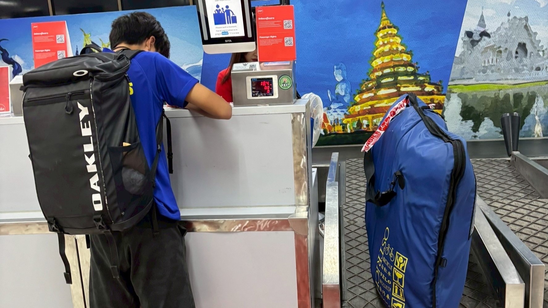 タイでの空港の様子の写真