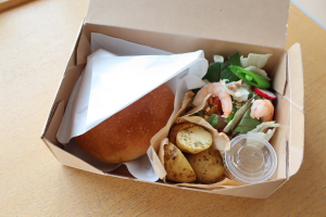 リトリートランチボックス