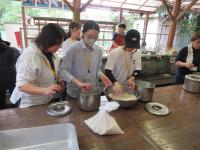 カレーづくりの写真