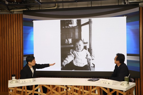 写真：山本知事と大和勲県議