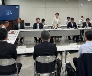 県教育長と校長との地域別懇談会の写真1