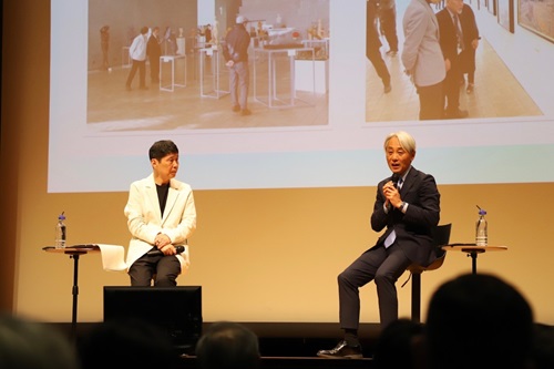 写真:知事と文化庁長官によるトークセッションの様子