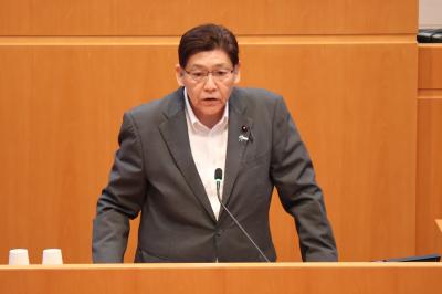 総務企画常任委員会委員長報告の写真