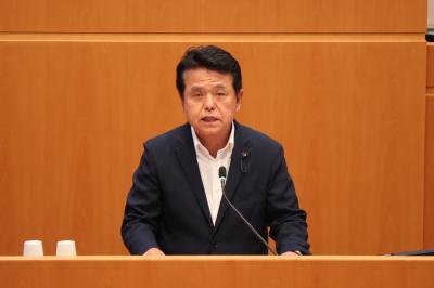 文教警察常任委員会委員長報告の写真