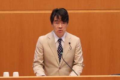 健康福祉常任委員会委員長報告の写真