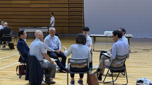 座談会の様子の写真