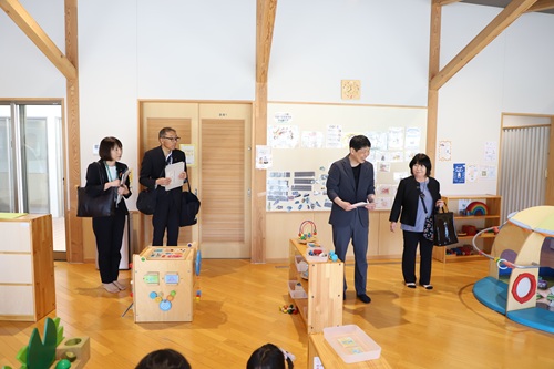 視察の様子