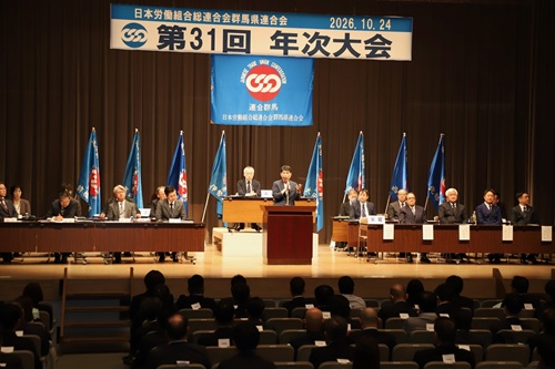 写真：あいさつする山本知事