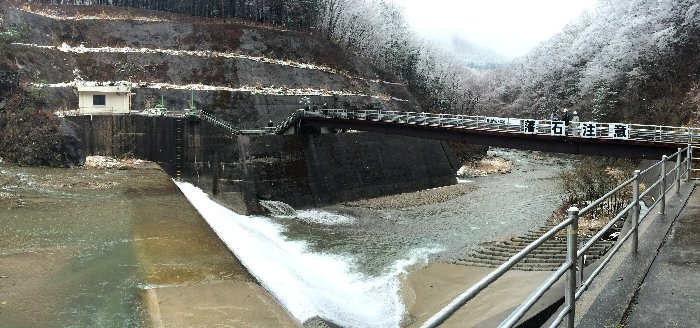 根利川頭首工全景写真