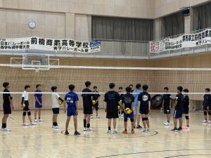 バレー男子SJ集合の様子写真